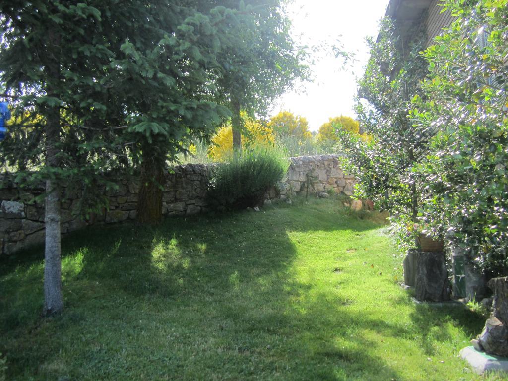 La Ladera Villa Хойос дел Еспино Екстериор снимка